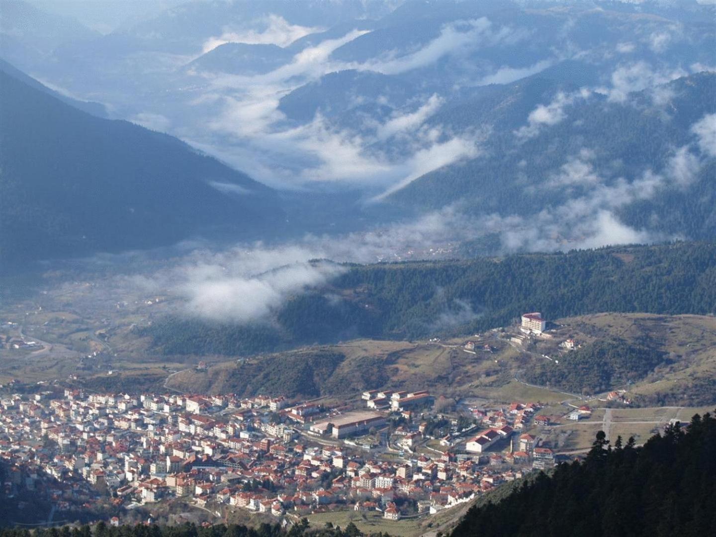 Hotel Lecadin Karpenísion Exteriér fotografie